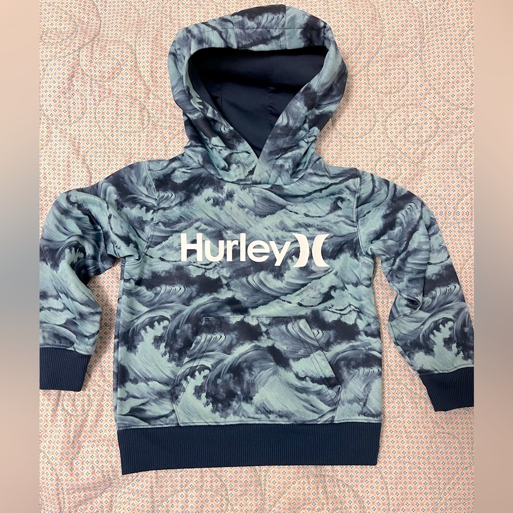 Hurley hoodie children’s size 3-4 wave design